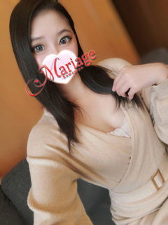 肷